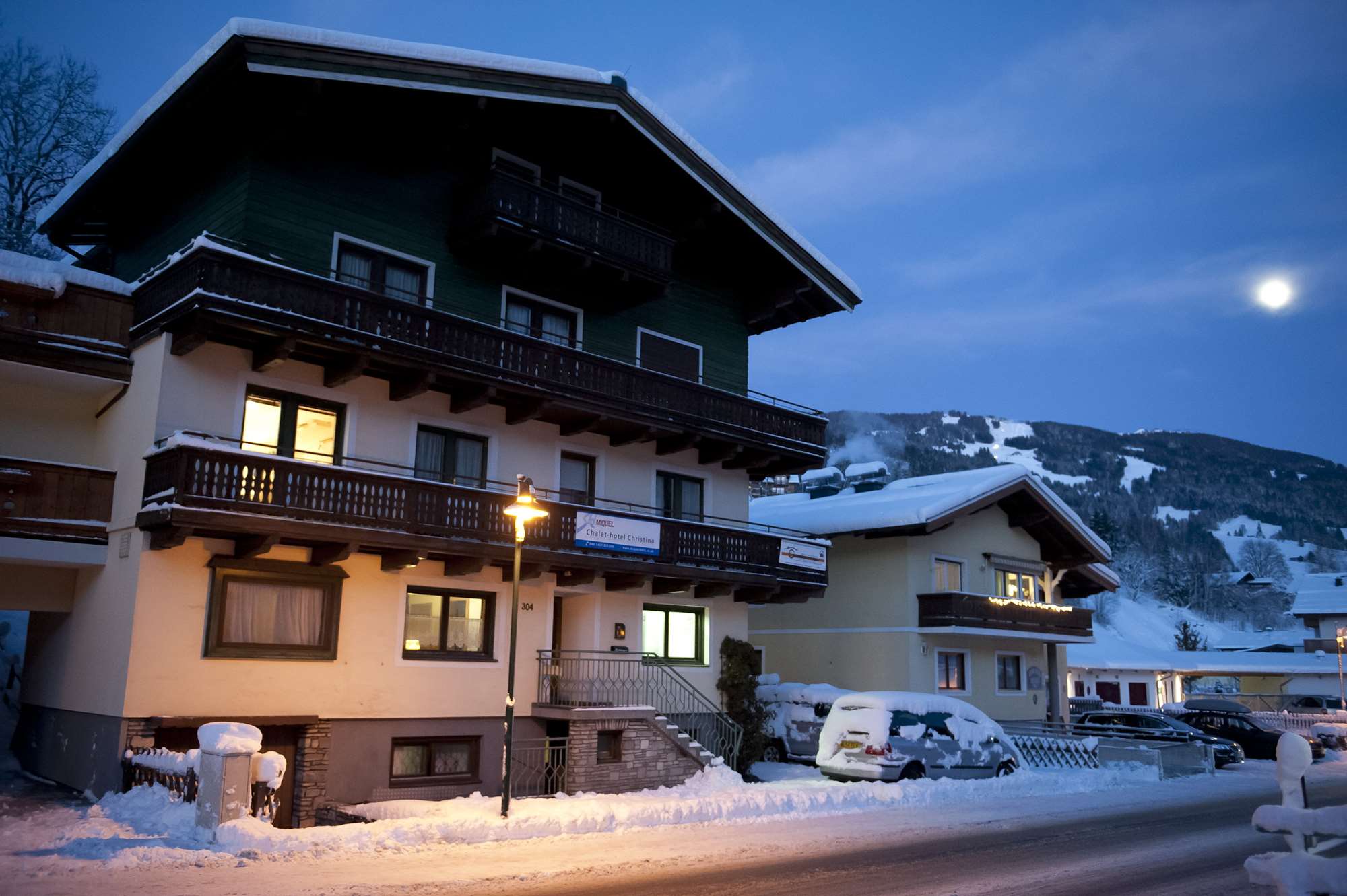 The Chalet Christina in Saalbach at dusk