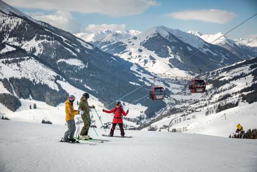 in Saalbach Skiing and snowboarding in Saalbach