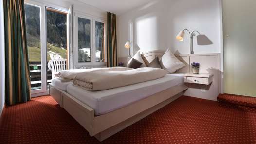 A double room in the Hotel Silberhorn Lauterbrunnen 