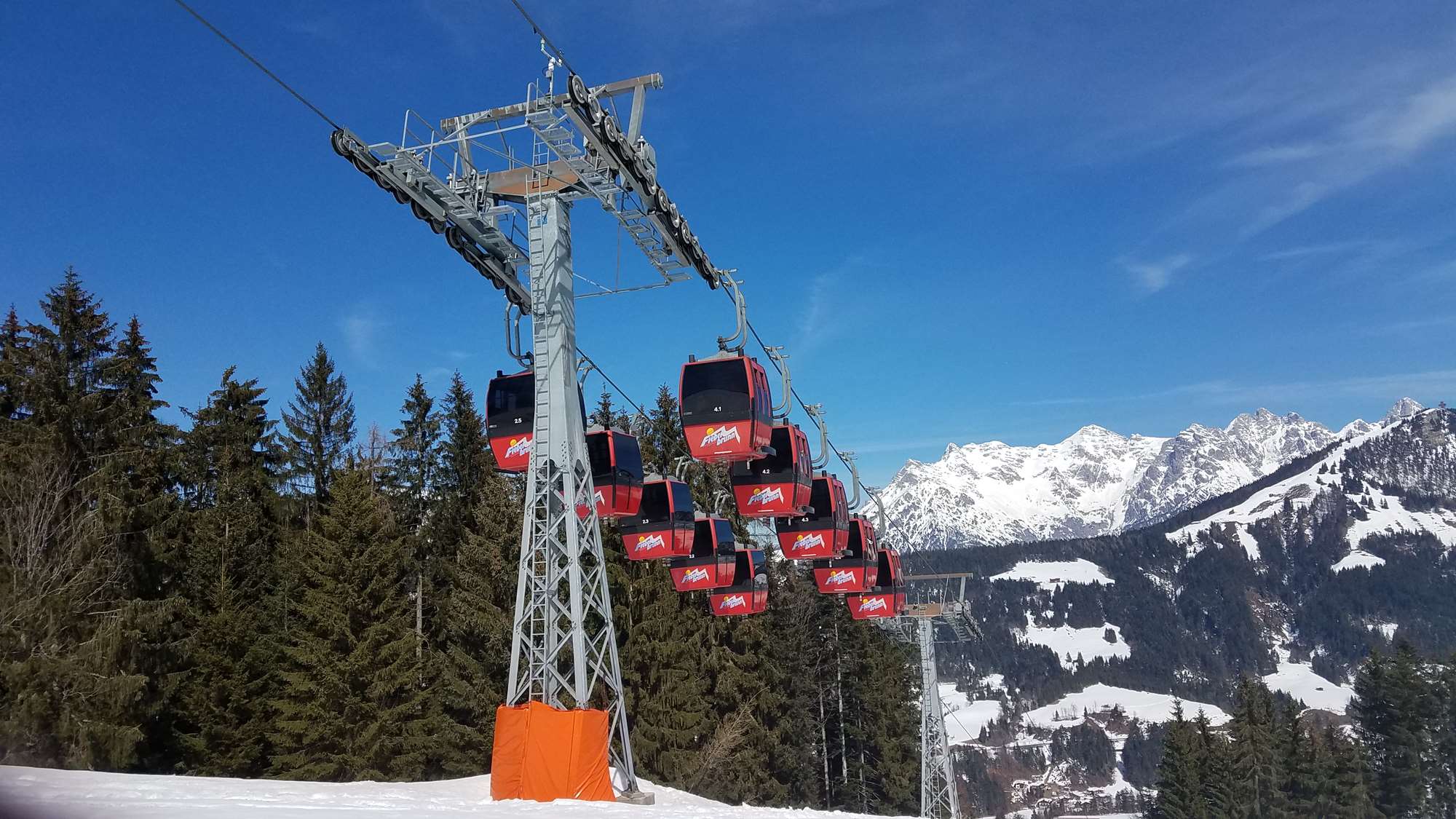 Gondola lift in Saalbach