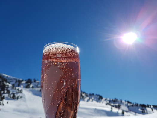 Drinking pink champagne at the Moet bar in Baqueira