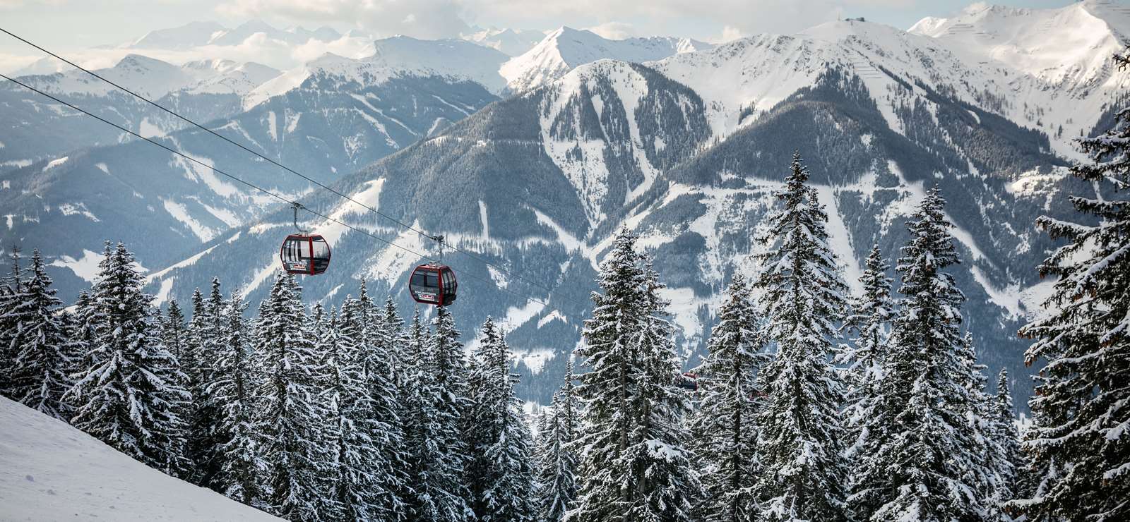 Gondola lift in Saalbach