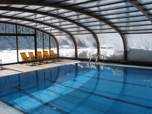 Swimming pool in the Hotel Montarto